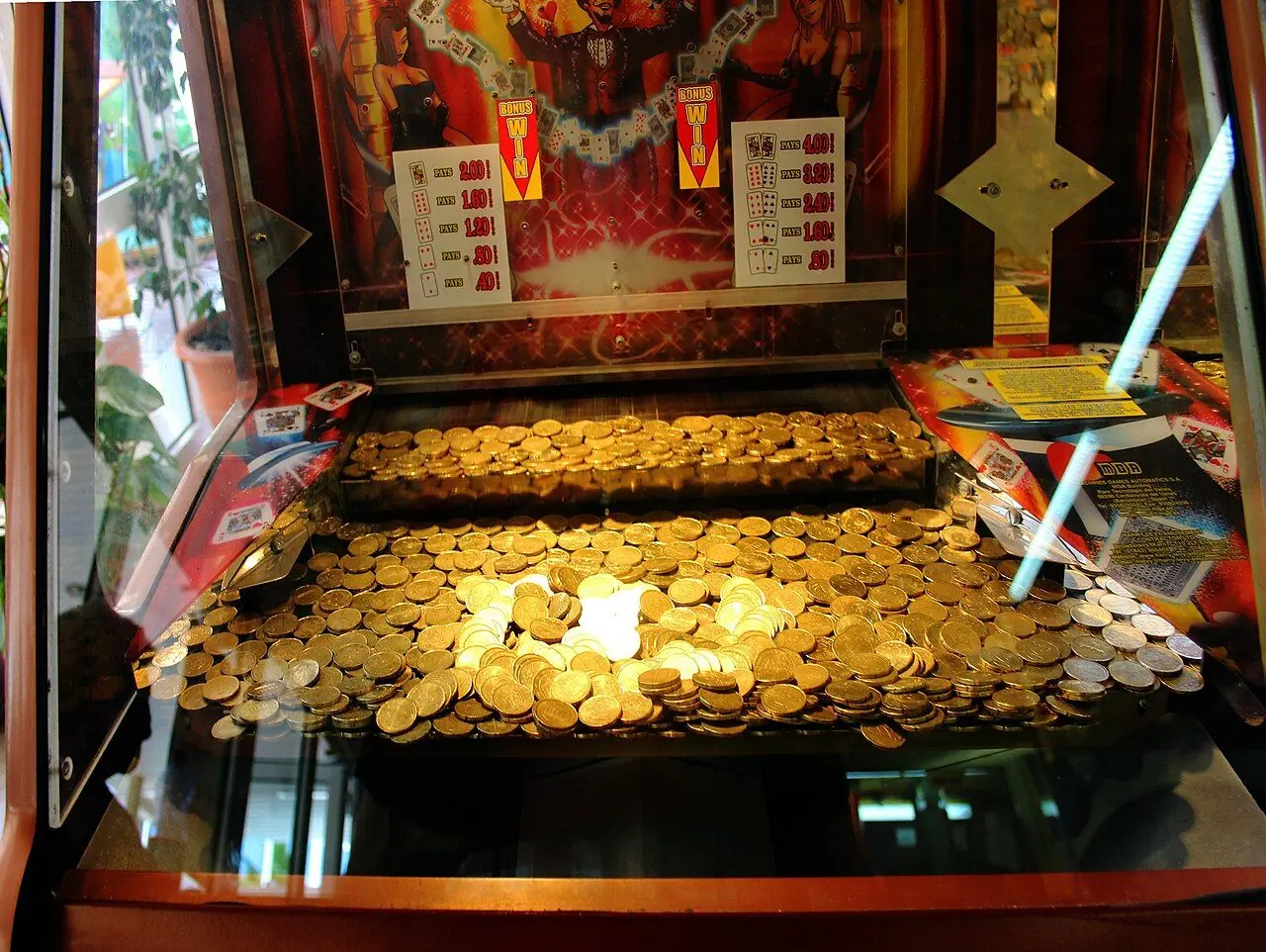 Analisi dei jackpot progressivi: frequenza vs dimensione della vincita